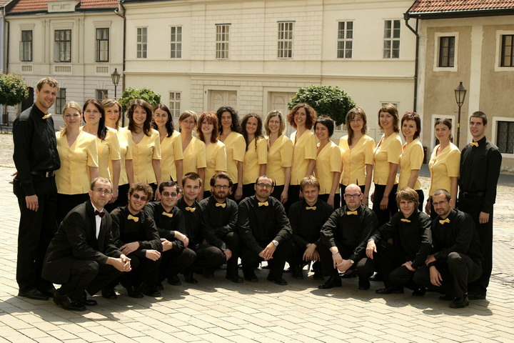 Tirnavia 2006
